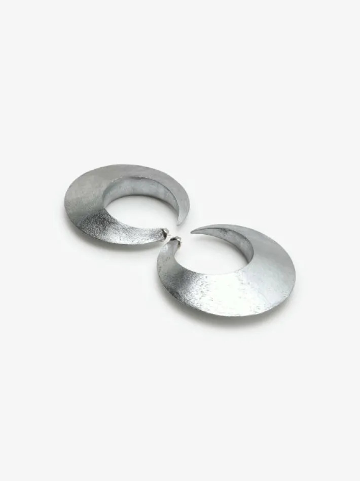 Monies Eclipse stud earring: acacia, silverfoil