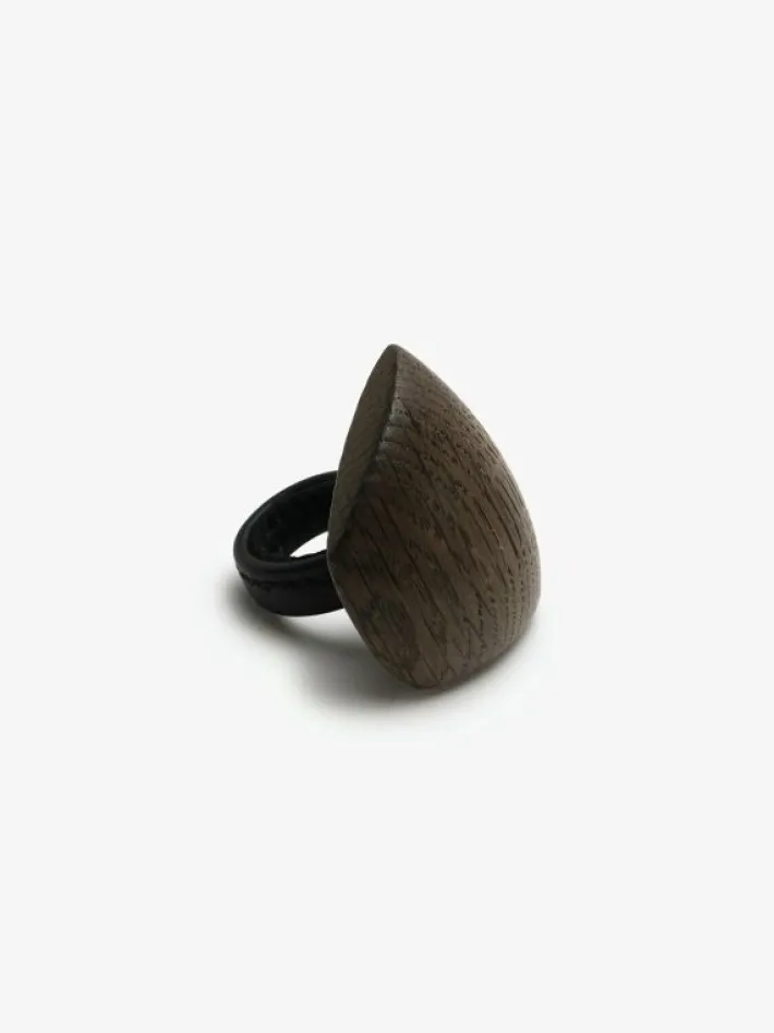 Monies Oro ring: bog oak, leather
