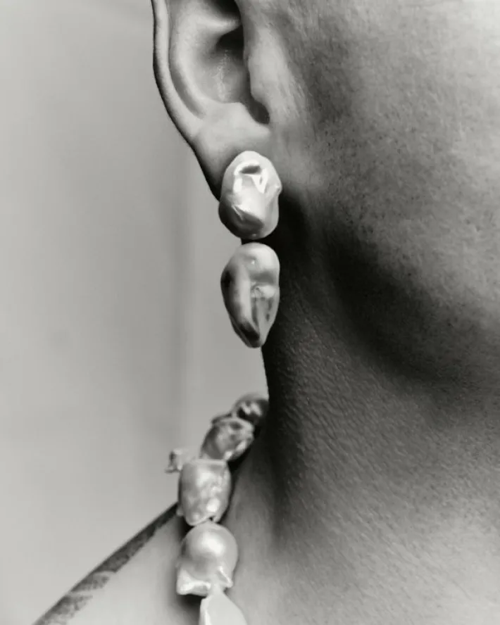 Monies Sable earrings: baroque pearls