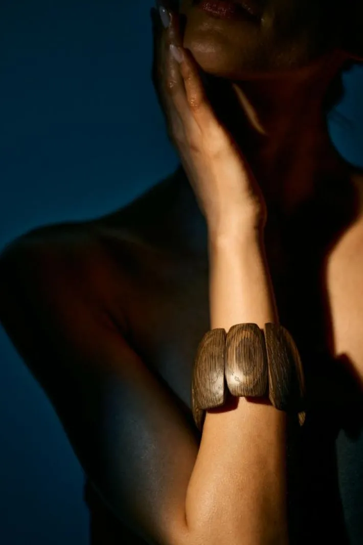Monies Sage bracelet: bog oak