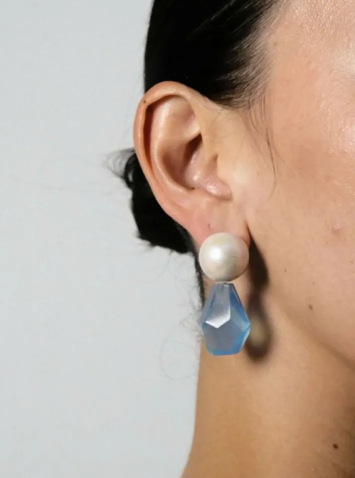 Monies Stud earrings: aquamarine, freshwater pearl